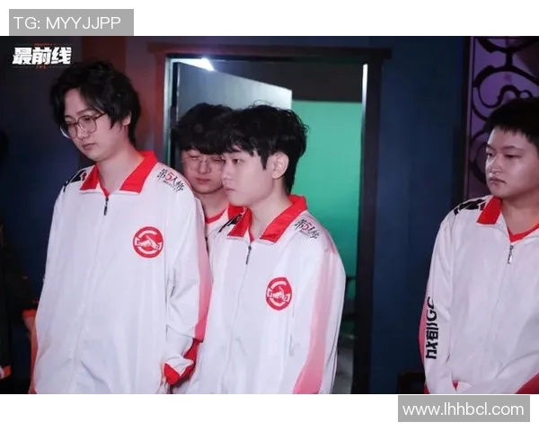 esports最新数据职业联赛中FPX的比赛经验分析与表现评估 esports最新数据职业联赛中FPX的比赛经验分析与表现评估